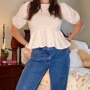 Urban Outfitters size M white peplum stop with puff sleeves and open back